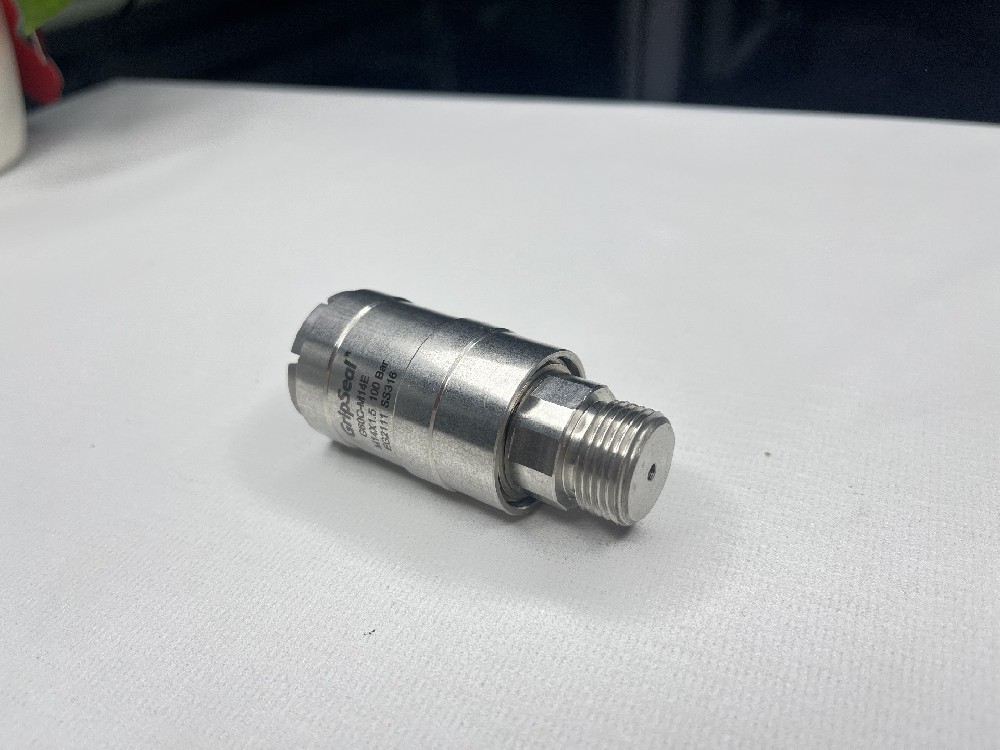 格雷希尔GripSeal油压快速接头的通用性，提升工业连接效率的关键组件.jpg